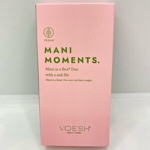 Voesh Mani Moments Mani In A Box Duo Green Tea Detox & Vitamin Recharge New